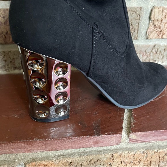 Carlos Santana over the knee boots - Picture 4 of 7